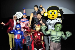 大阪でヒーロー大集結イベント