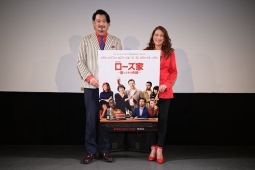 『ローズ家～崖っぷちの夫婦～』イベントに登場した小田井＆LiLiCo夫婦