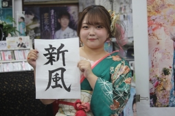 新曲リリース記念イベントを行った舞乃空