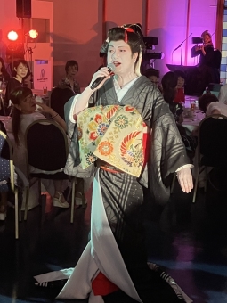 北岡ひろし
