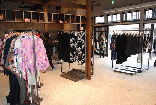 衣裳の貸し出しも.jpg